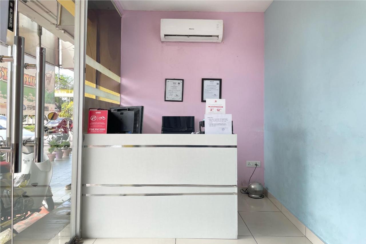 Oyo 90334 Mawlaya Hotel Bayan Lepas Exterior photo