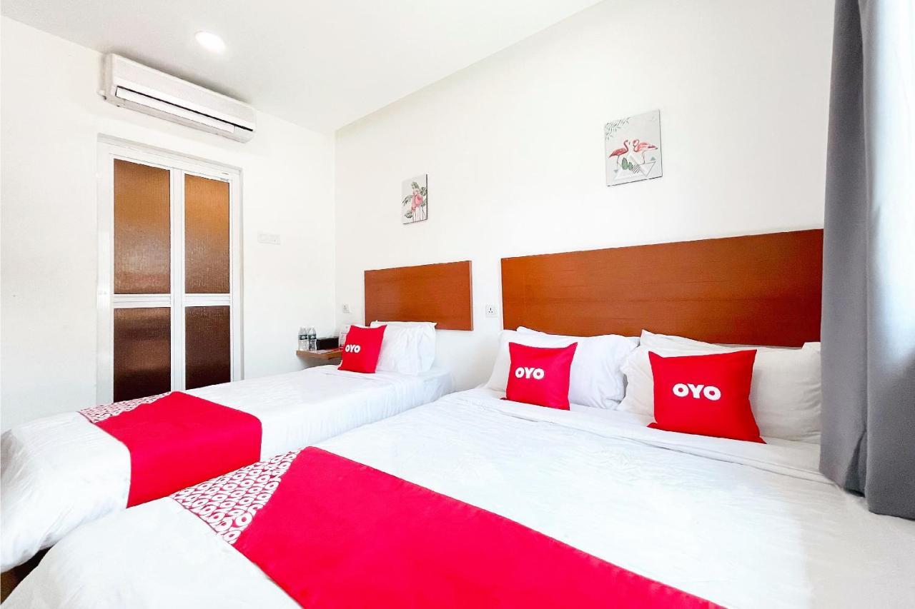 Oyo 90334 Mawlaya Hotel Bayan Lepas Exterior photo